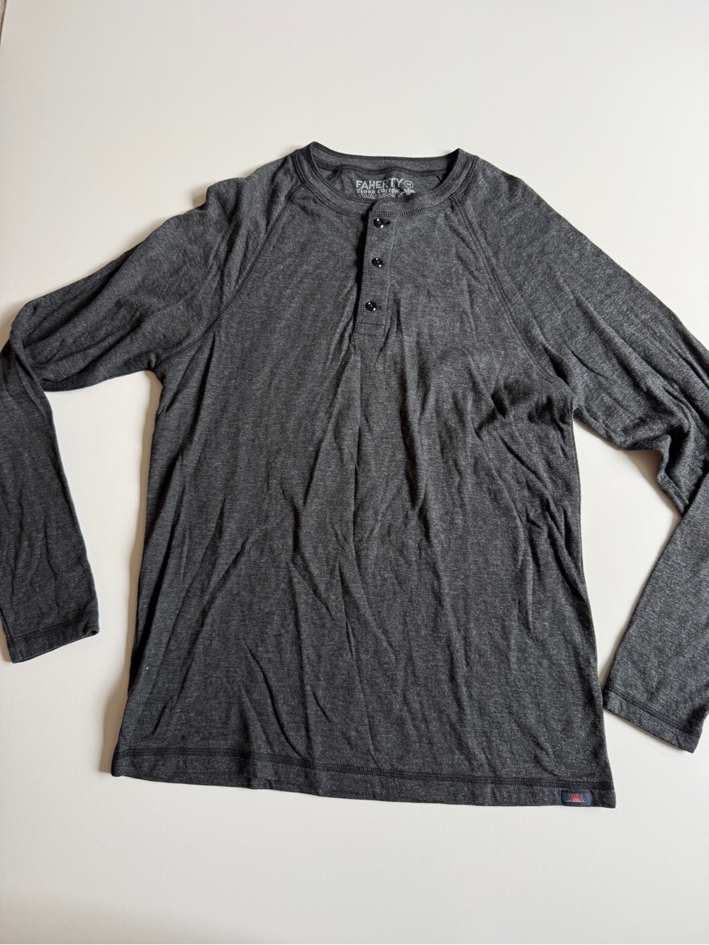 Faherty Cloud Cotton Men’s Charcoal Long-Sleeve Henley- Medium